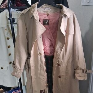 John Weitz  Tan/ Brown Women  Trench Coat with Brown Accents